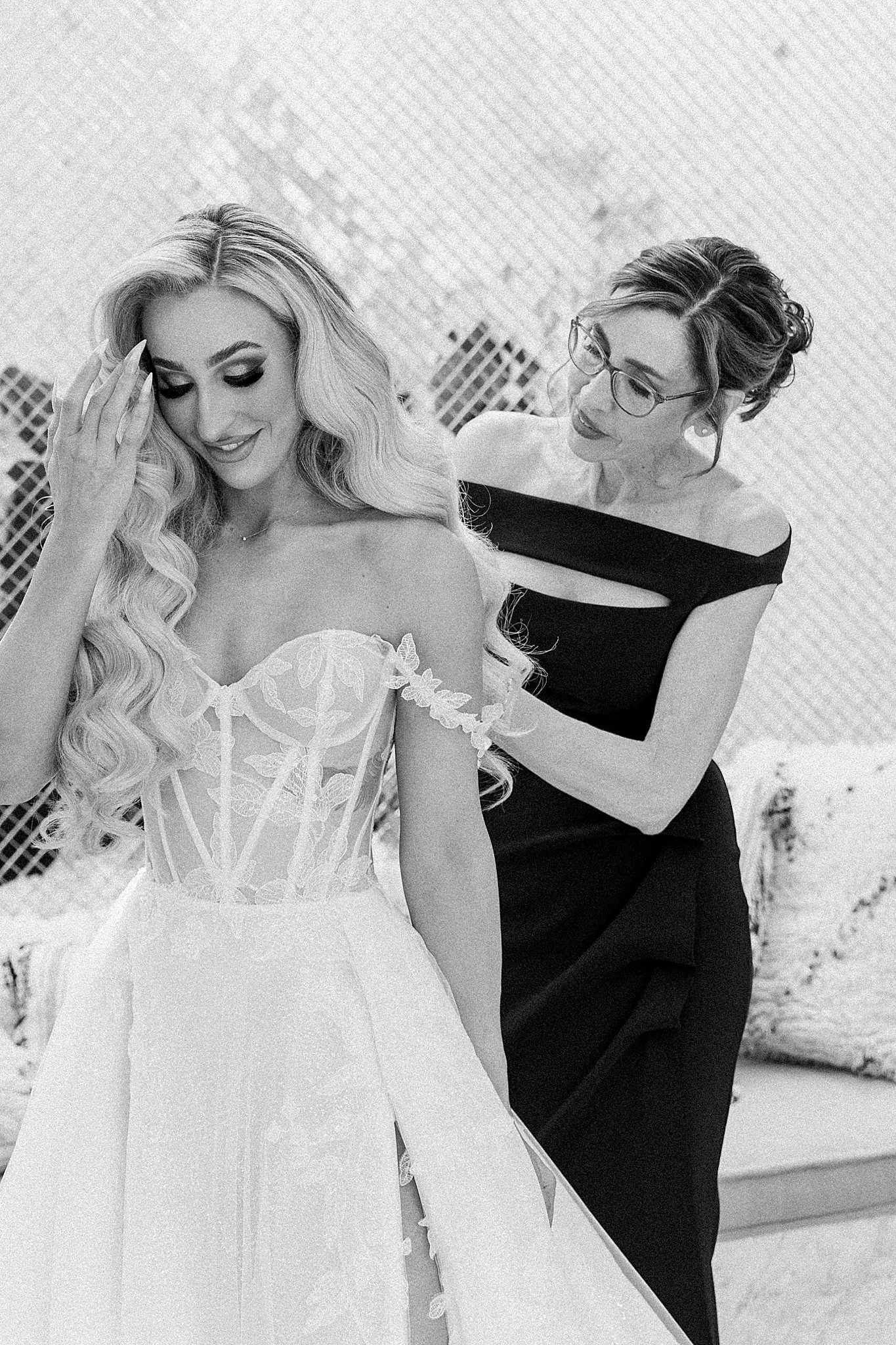 Bride Getting Ready at Sands Hotel & Spa