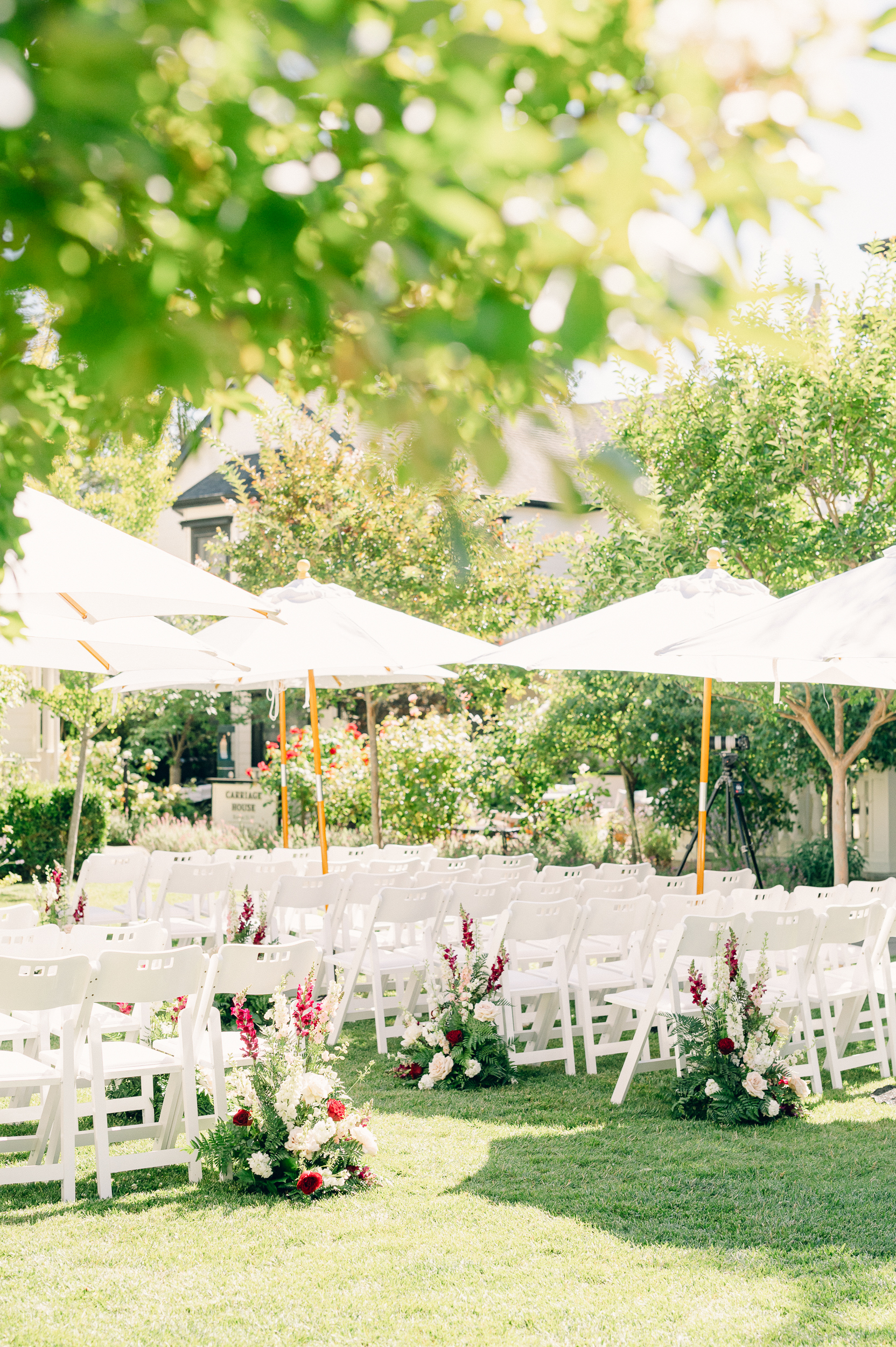 Mac Arthur Place Wedding Ceremony Outdoors